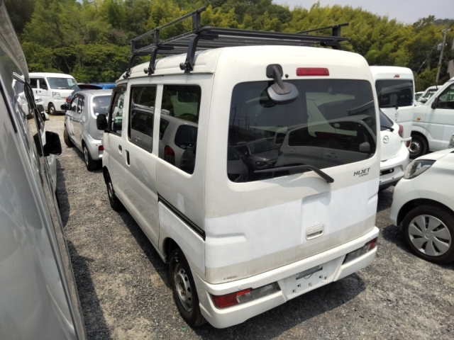 DAIHATSU HIJET VAN 2018