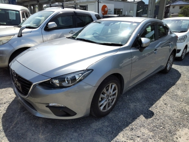 MAZDA AXELA 2016