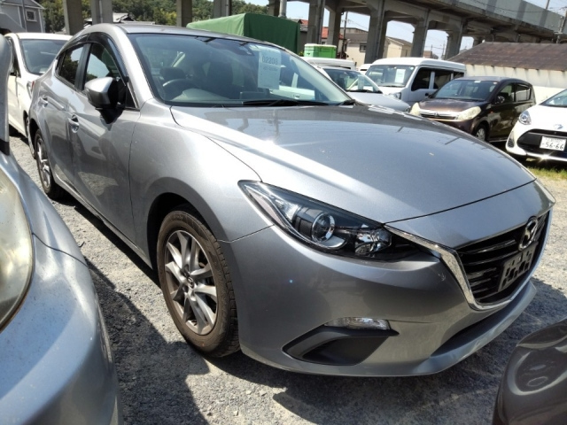 MAZDA AXELA 2016