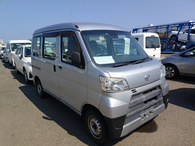 DAIHATSU HIJET VAN 2019