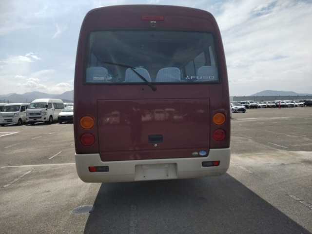 MITSUBISHI ROSA 2018