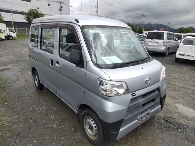 DAIHATSU HIJET VAN 2019