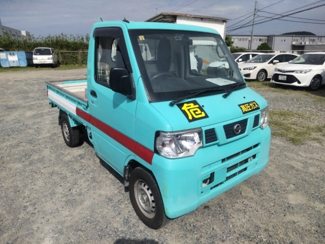 NISSAN CLIPPER TRUCK 2013