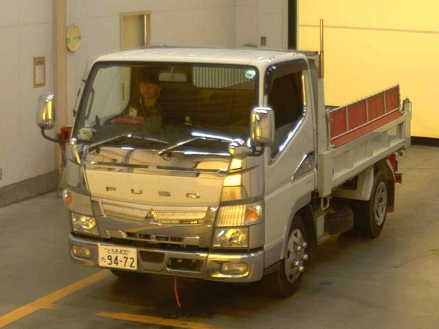 MITSUBISHI CANTER 2021