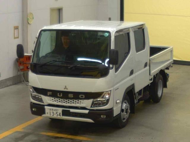 MITSUBISHI CANTER 2024