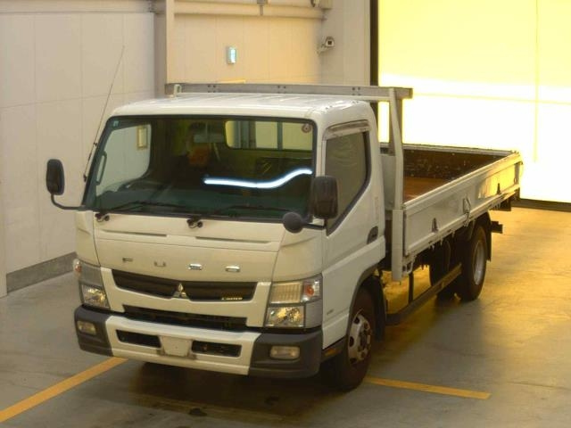 MITSUBISHI CANTER 2015