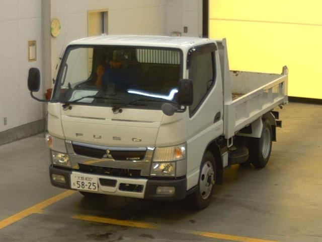 MITSUBISHI CANTER 2020