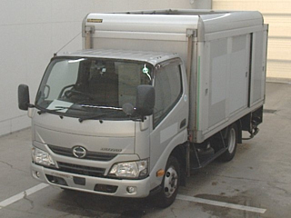 HINO DUTRO 2017