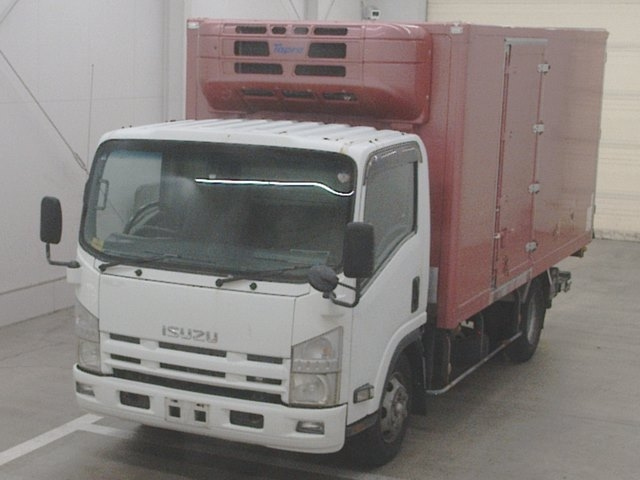 ISUZU ELF 2009