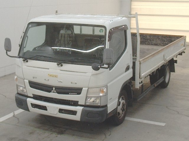 MITSUBISHI CANTER 2018