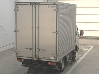 TOYOTA DYNA 2020