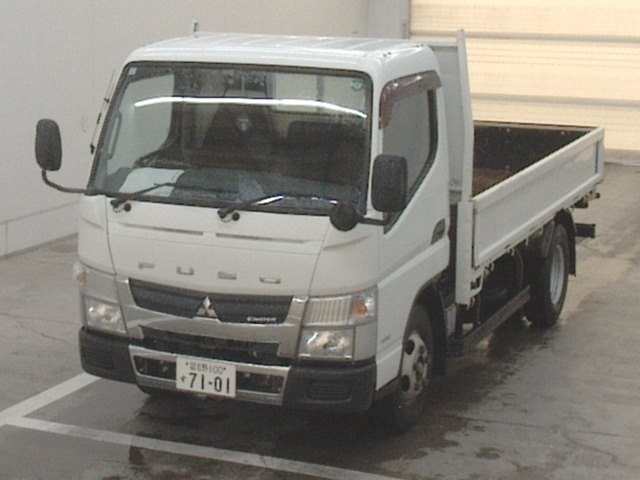 MITSUBISHI CANTER 2015