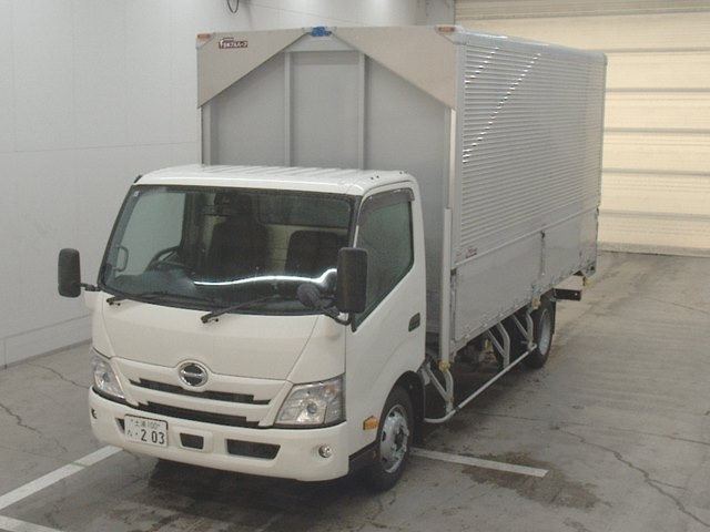 HINO DUTRO 2024
