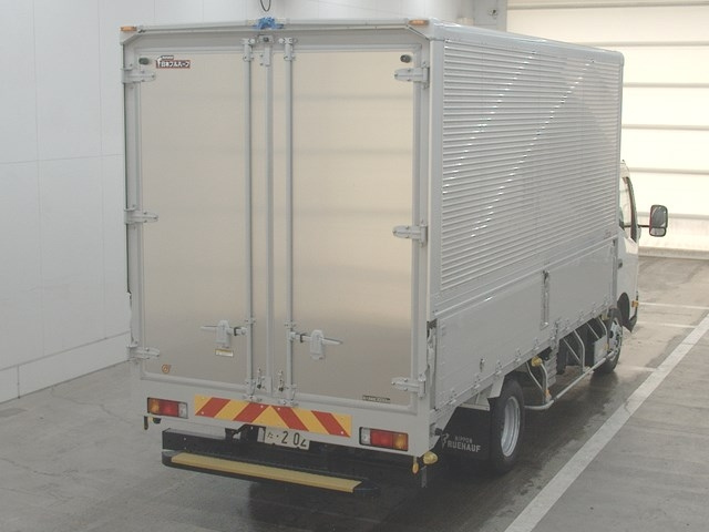HINO DUTRO 2024