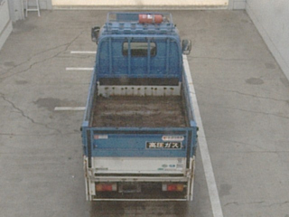TOYOTA DYNA 2011