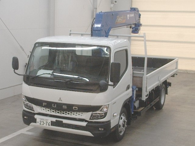 MITSUBISHI CANTER 2024