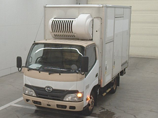 HINO DUTRO 2014
