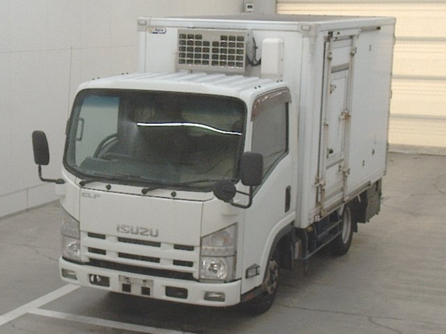 ISUZU ELF 2013