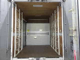 TOYOTA DYNA 2010