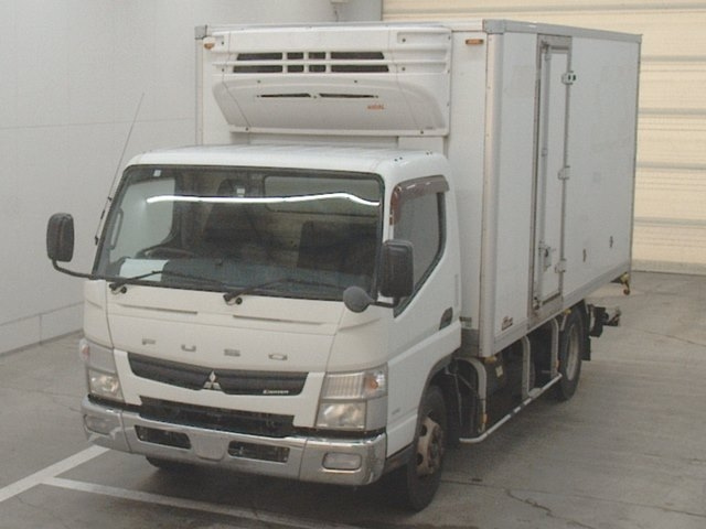 MITSUBISHI CANTER 2015