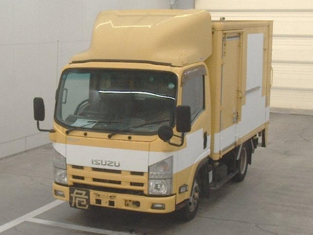 ISUZU ELF 2011