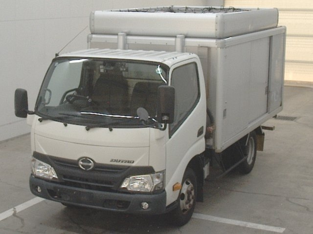 HINO DUTRO 2016