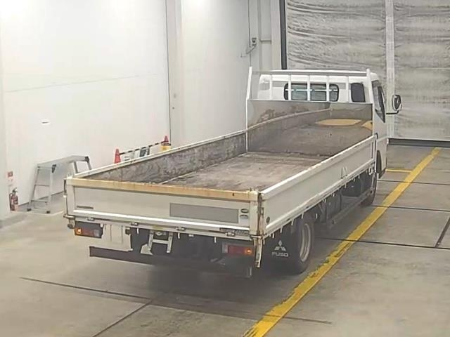 MITSUBISHI CANTER 2016