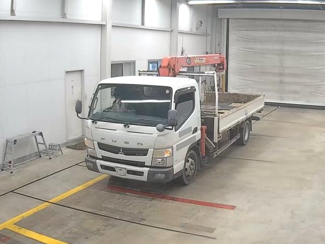 MITSUBISHI CANTER 2015