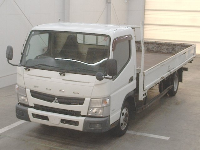 MITSUBISHI CANTER 2015