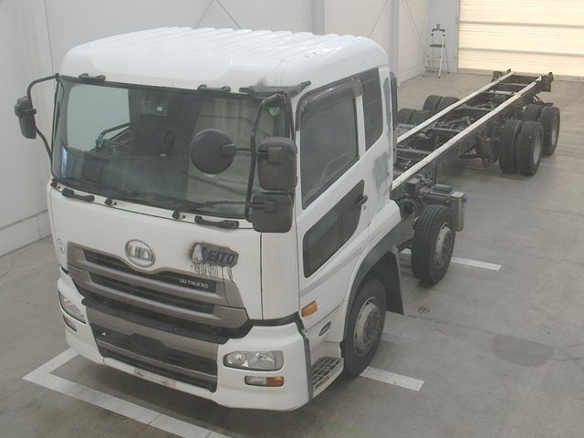 NISSAN UD SERIES