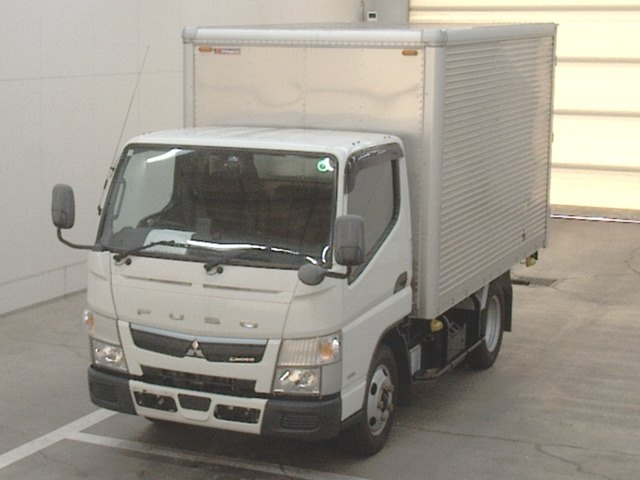 MITSUBISHI CANTER 2020
