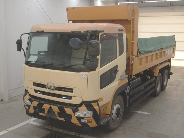NISSAN UD SERIES 2013