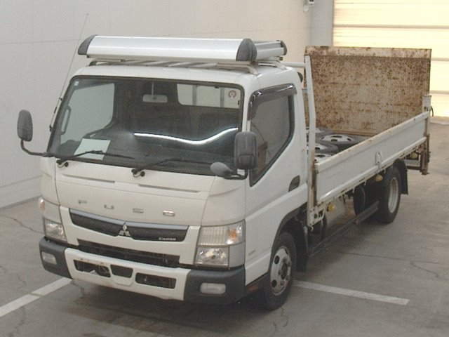MITSUBISHI CANTER 2020