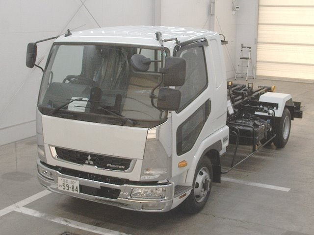 MITSUBISHI FUSO FIGHTER