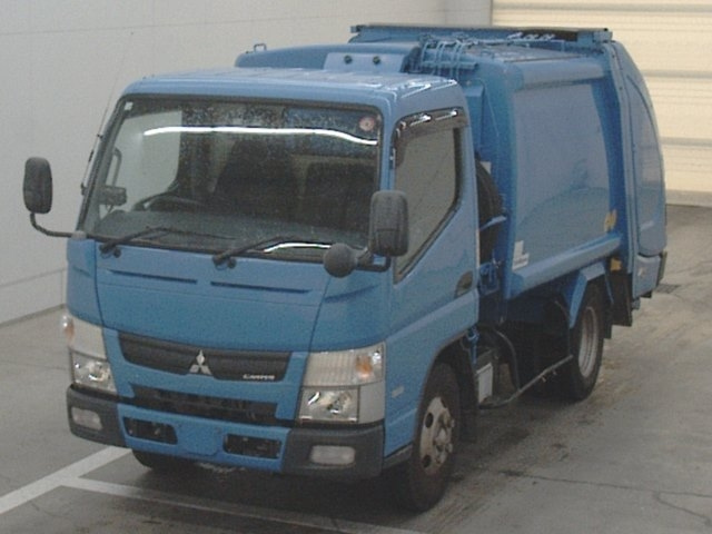 MITSUBISHI CANTER 2016
