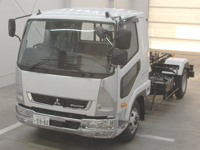 MITSUBISHI FUSO FIGHTER 2025