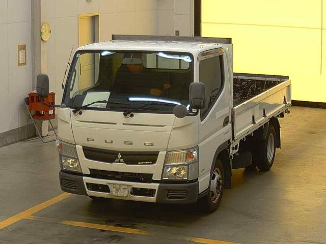 MITSUBISHI CANTER 2015