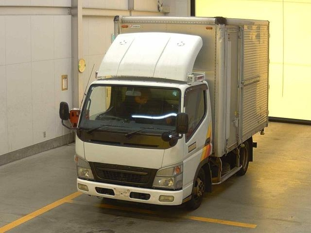 MITSUBISHI CANTER 2009