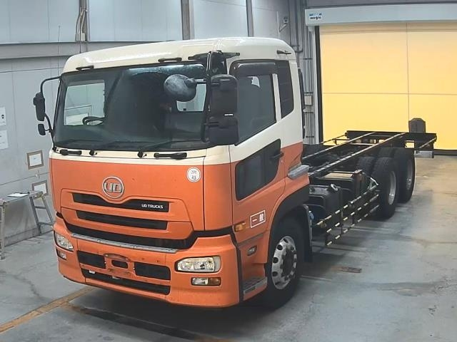 NISSAN UD SERIES 2012