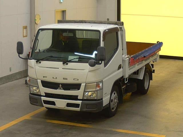 MITSUBISHI CANTER 2013