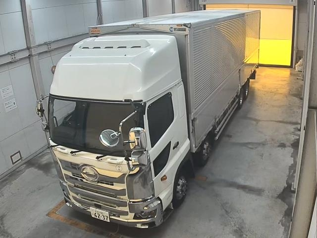 HINO TRUCK