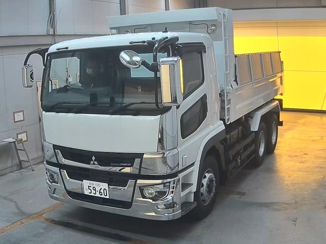 MITSUBISHI FUSO TRUCK 2024