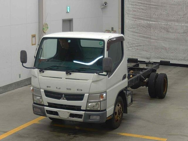 MITSUBISHI CANTER 2014