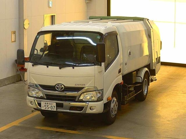 TOYOTA DYNA