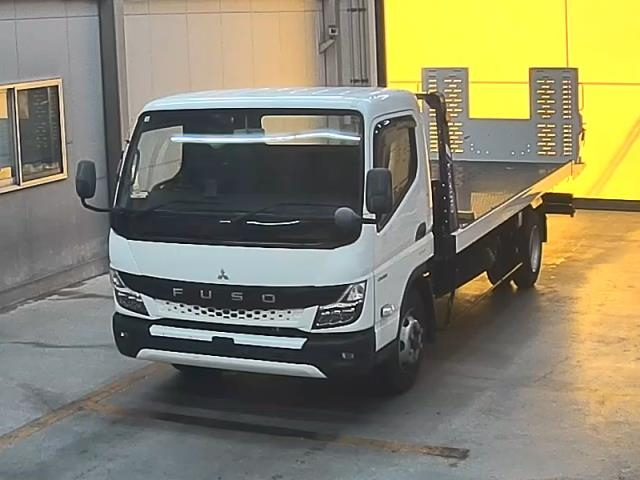 MITSUBISHI CANTER 2022