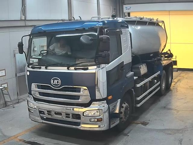 NISSAN UD SERIES 2014