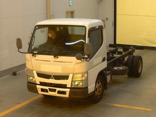 MITSUBISHI CANTER 2019