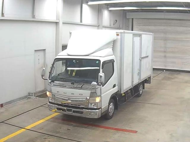 MITSUBISHI CANTER 2021