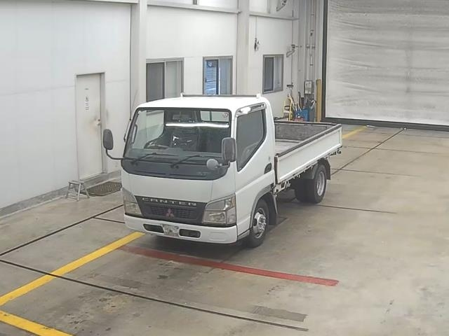 MITSUBISHI CANTER 2005