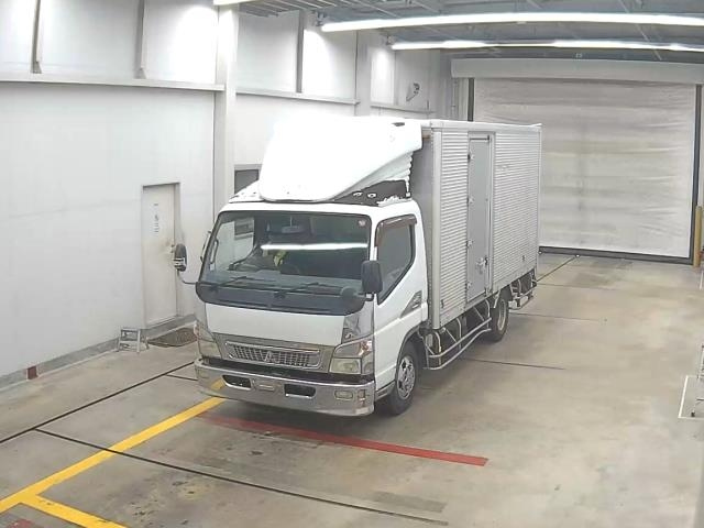 MITSUBISHI CANTER 2010